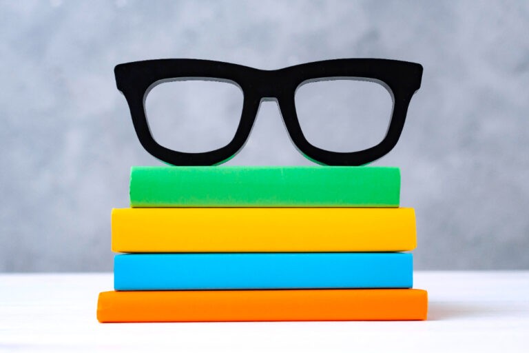 Οι Κίνδυνοι από τη Χρήση Έτοιμων Γυαλιών Πρεσβυωπίας