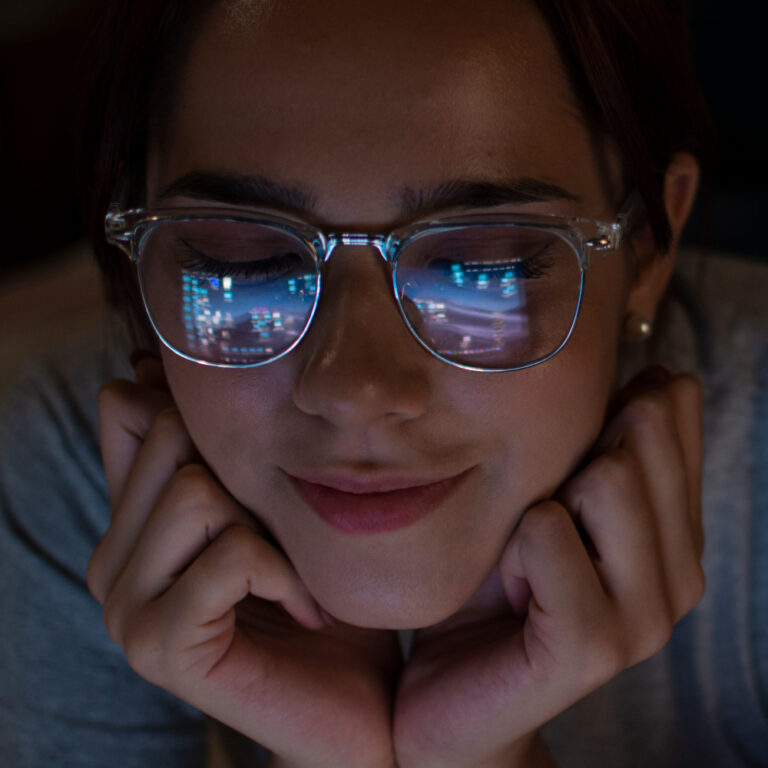 Prescription Smart Glasses in Athens: How to Get the Perfect Vision
